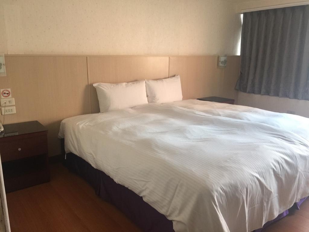 Long Siang Hotel Гаосюн Экстерьер фото